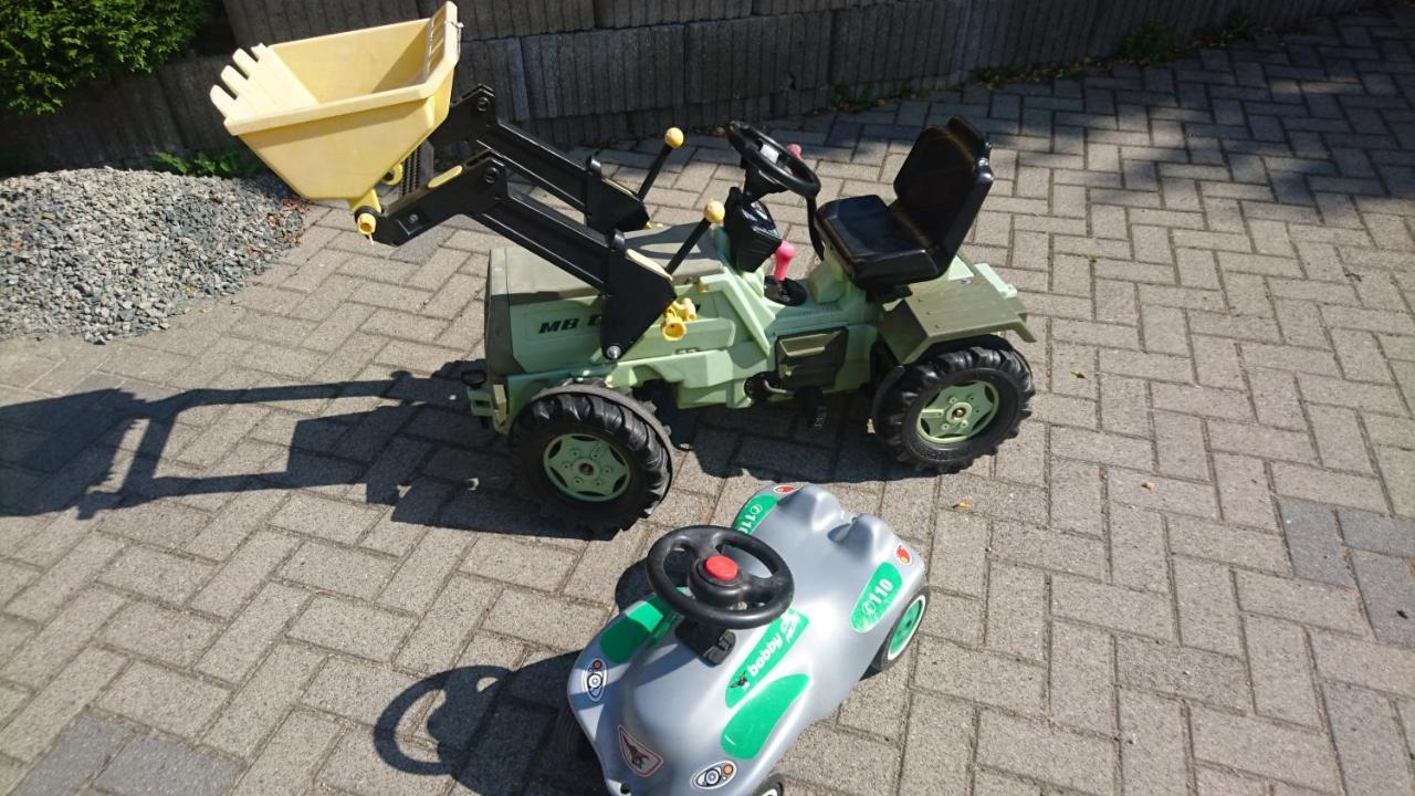Ferienwohnung Mit Garten Und Spielplatz Klingenthal Ngoại thất bức ảnh