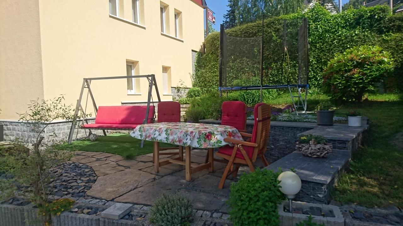 Ferienwohnung Mit Garten Und Spielplatz Klingenthal Ngoại thất bức ảnh